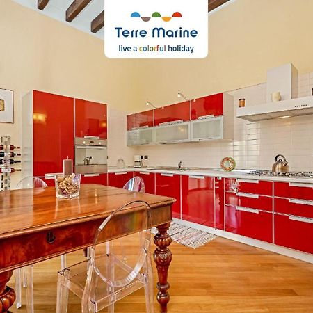 Апартаменты Gallery 22, Terremarine Специя Экстерьер фото